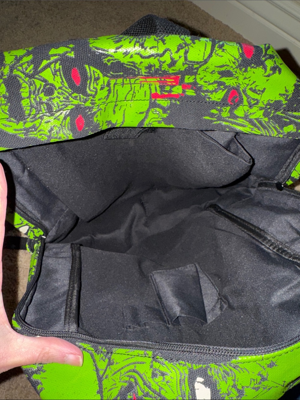 Zombie Backpack - Picture 5 of 5